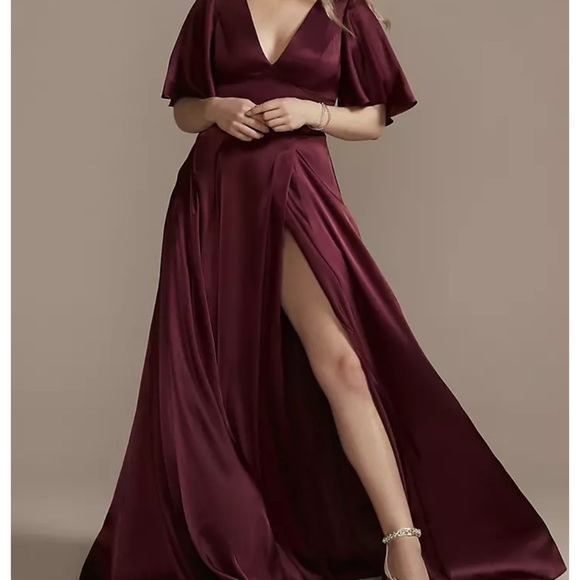 Formal bridesmaids dress plus size - Picture 1 of 3